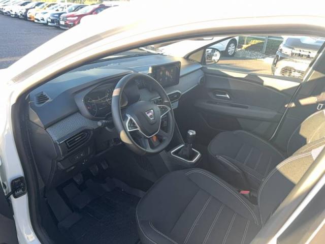 Dacia Sandero image 3