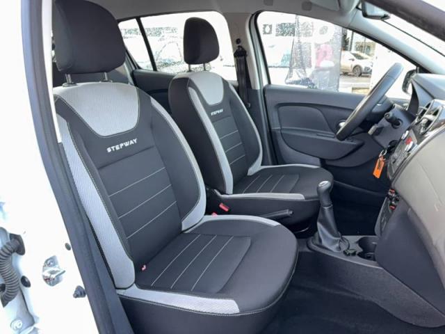 Dacia Sandero image 3