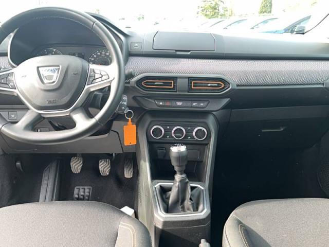 Dacia Sandero image 1