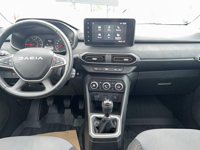 Dacia Sandero image 1