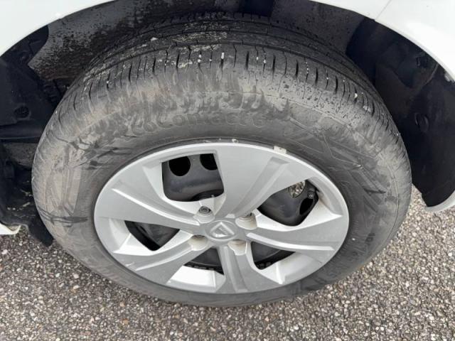 Dacia Sandero image 2