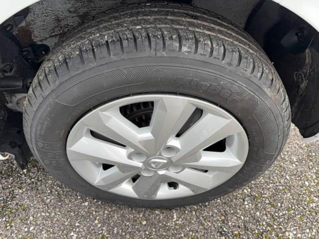 Dacia Sandero image 8