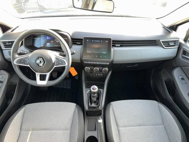 Renault Clio image 2