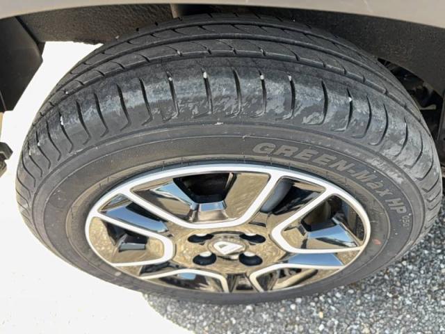 Dacia Spring image 9