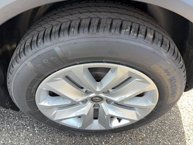 Renault Captur image 1