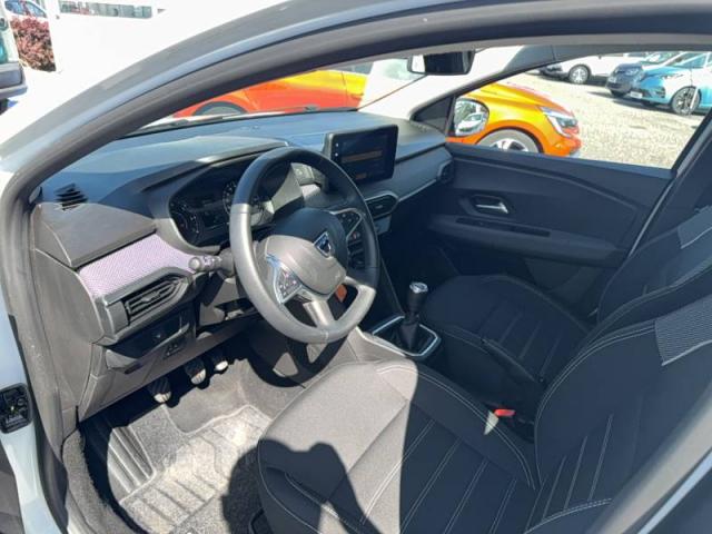 Dacia Sandero image 3