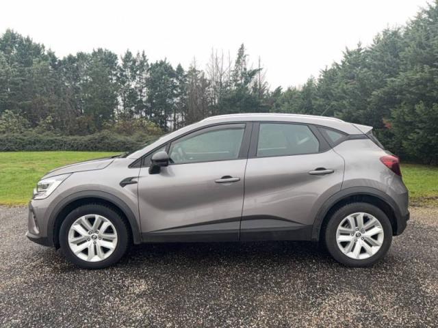 Renault Captur image 1
