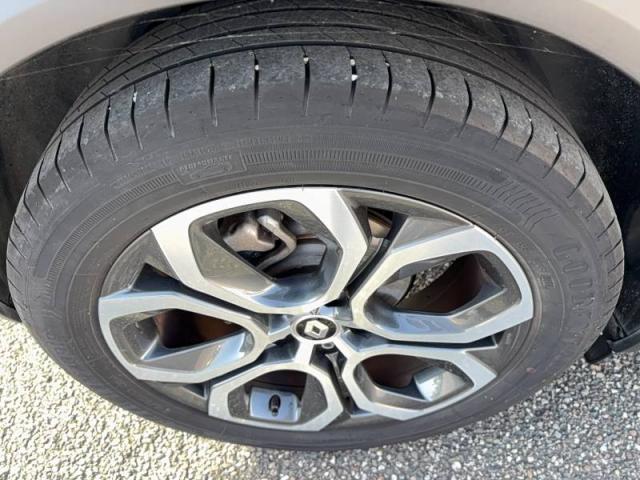 Renault Captur image 2