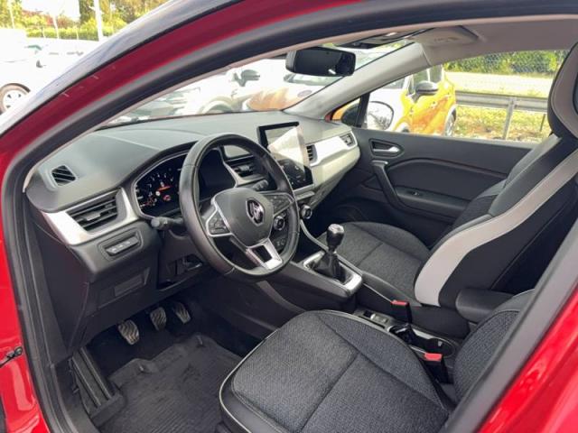 Renault Captur image 9