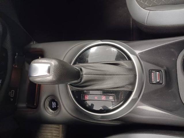 Nissan Juke image 9