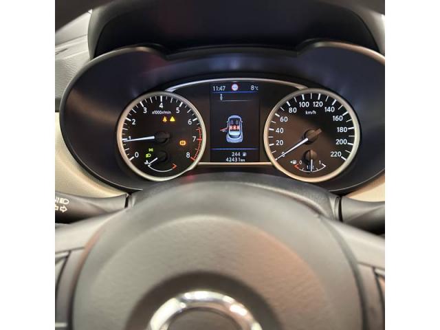 Nissan Micra image 4