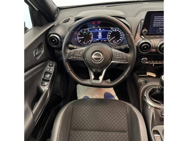 Nissan Juke image 8