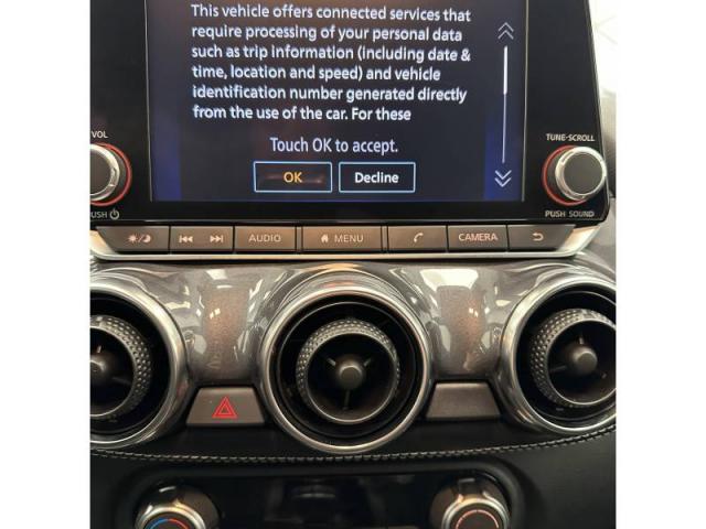 Nissan Juke image 7