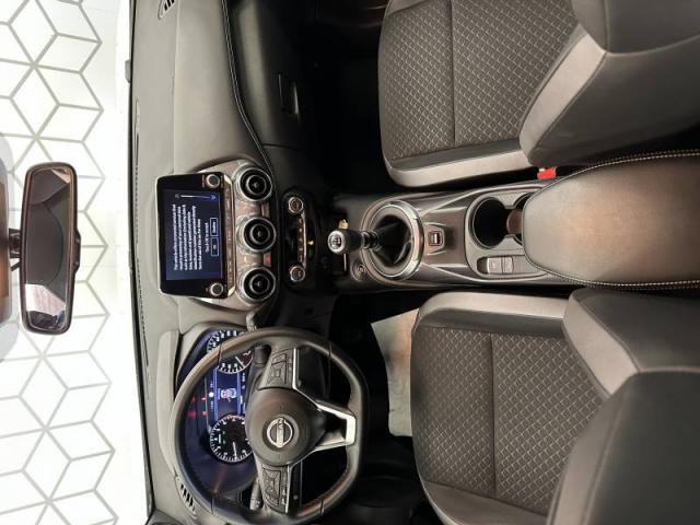 Nissan Juke image 9