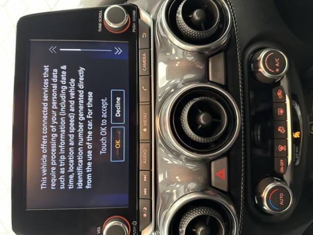 Nissan Juke image 3
