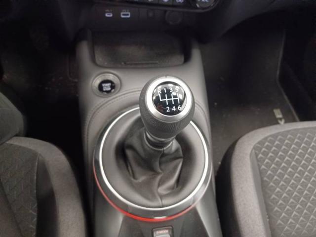Nissan Juke image 8
