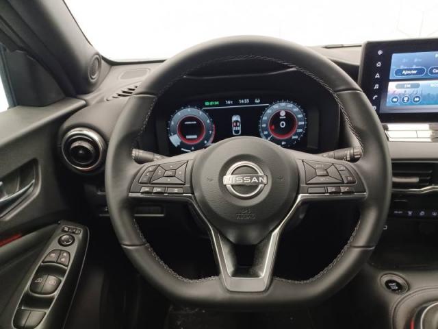 Nissan Juke image 9