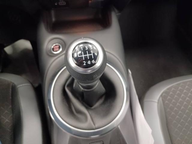 Nissan Juke image 8