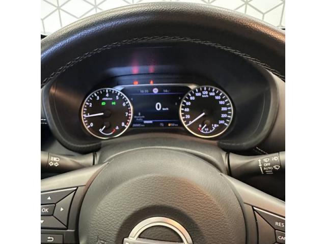 Nissan Juke image 7