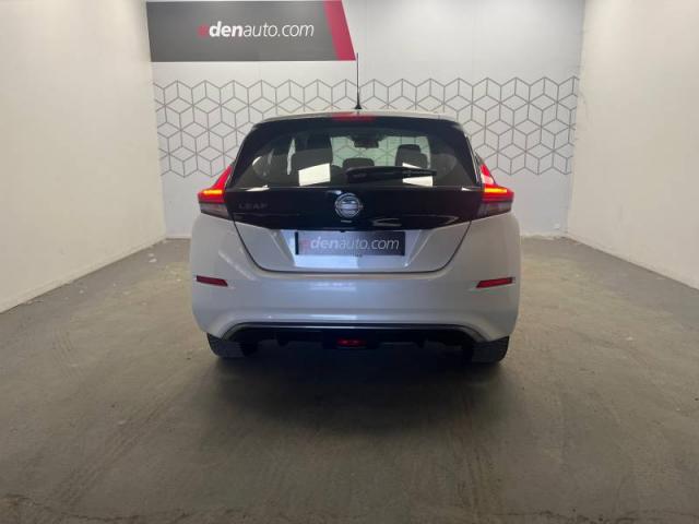 Nissan Leaf image 9