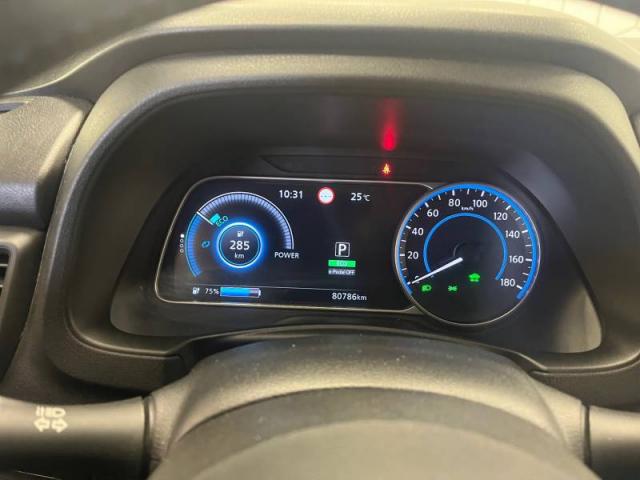 Nissan Leaf image 3