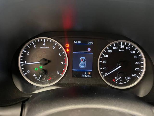 Nissan Juke image 9