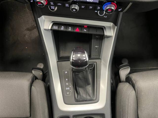 Audi Q3 image 6