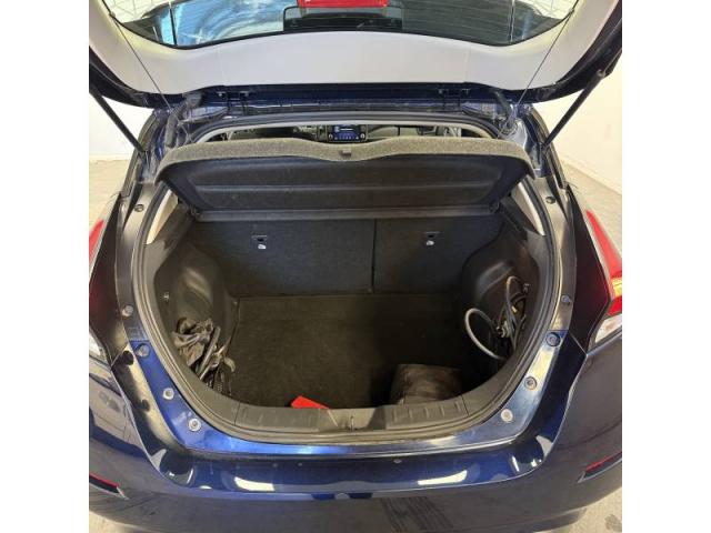 Nissan Leaf image 3