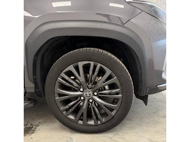 Toyota Yaris image 3