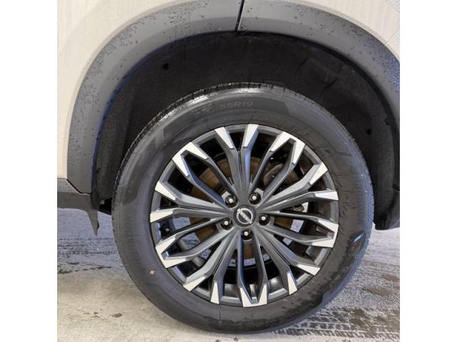 Nissan X-Trail image 5