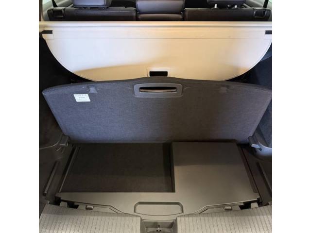 Nissan X-Trail image 8