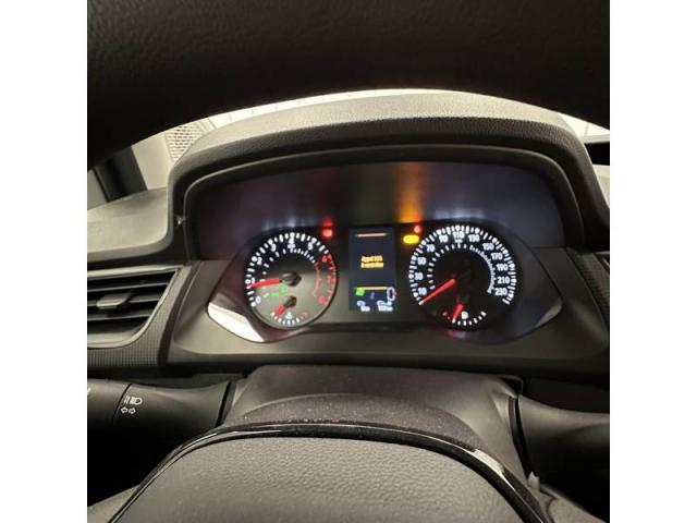 Nissan Townstar image 4