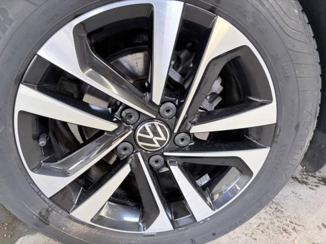 Volkswagen Golf image 9