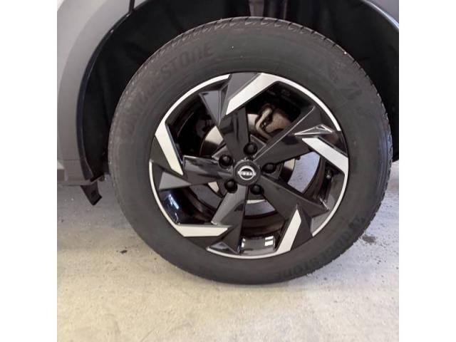 Nissan Juke image 6
