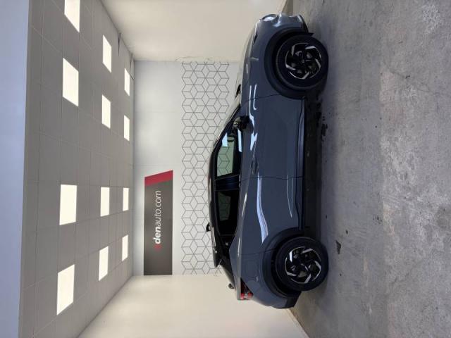 Nissan Juke image 5