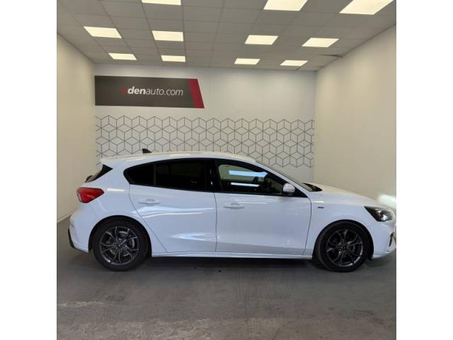 Ford Focus image 7