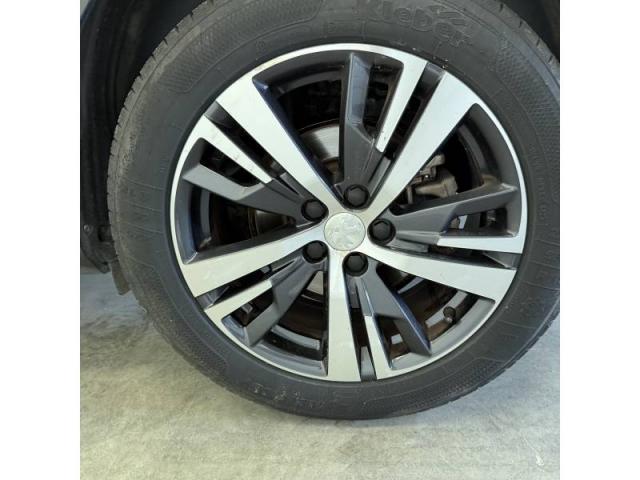 Peugeot 3008 image 7