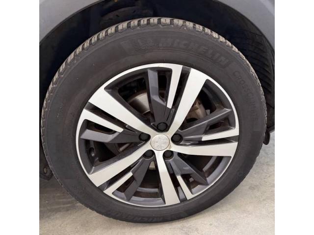 Peugeot 3008 image 3