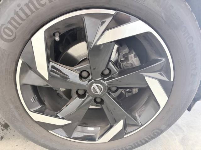 Nissan Juke image 3