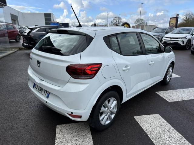 Dacia Sandero image 2