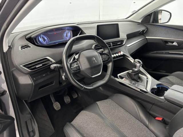 Peugeot 3008 image 1