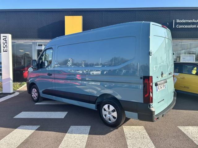 Renault Master image 8
