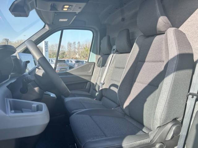Renault Master image 9