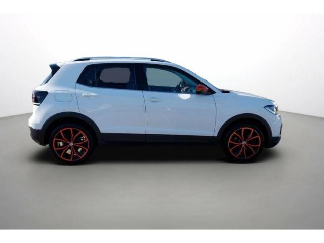 Volkswagen T-Cross image 2