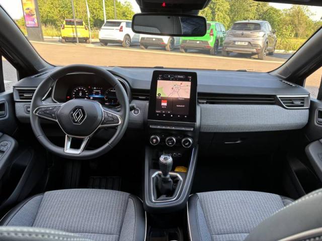 Renault Clio image 9