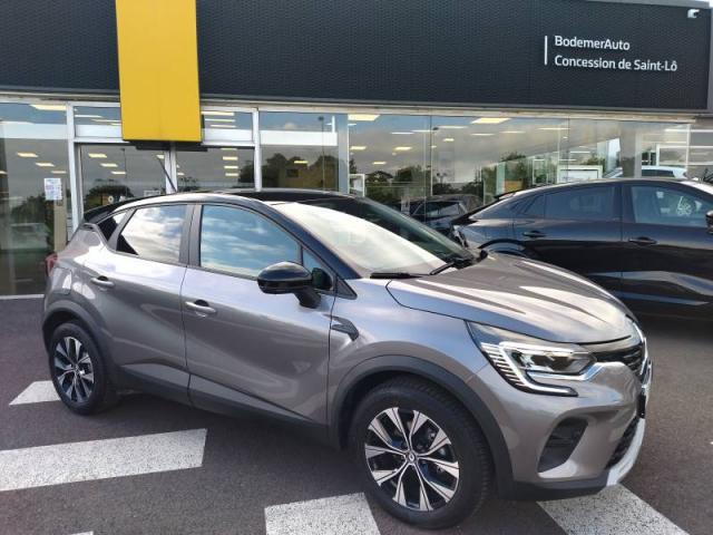 Renault Captur image 2