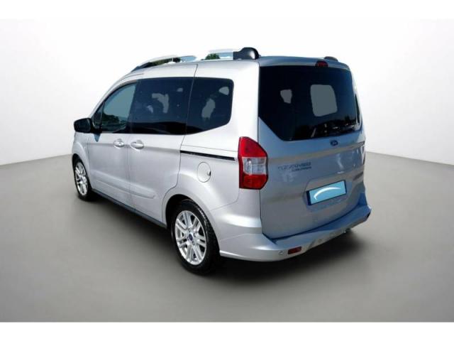 Ford Tourneo image 5