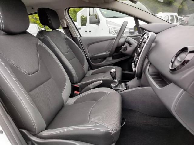 Renault Clio image 9