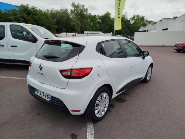 Renault Clio image 2