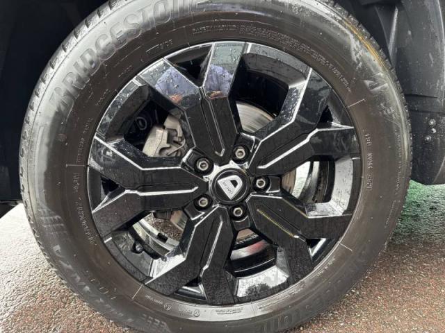 Dacia Duster image 2
